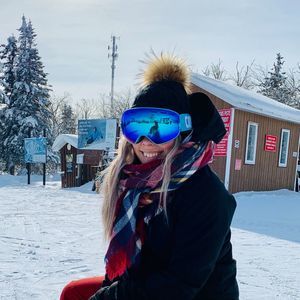 Meet your Posher, Vanessa